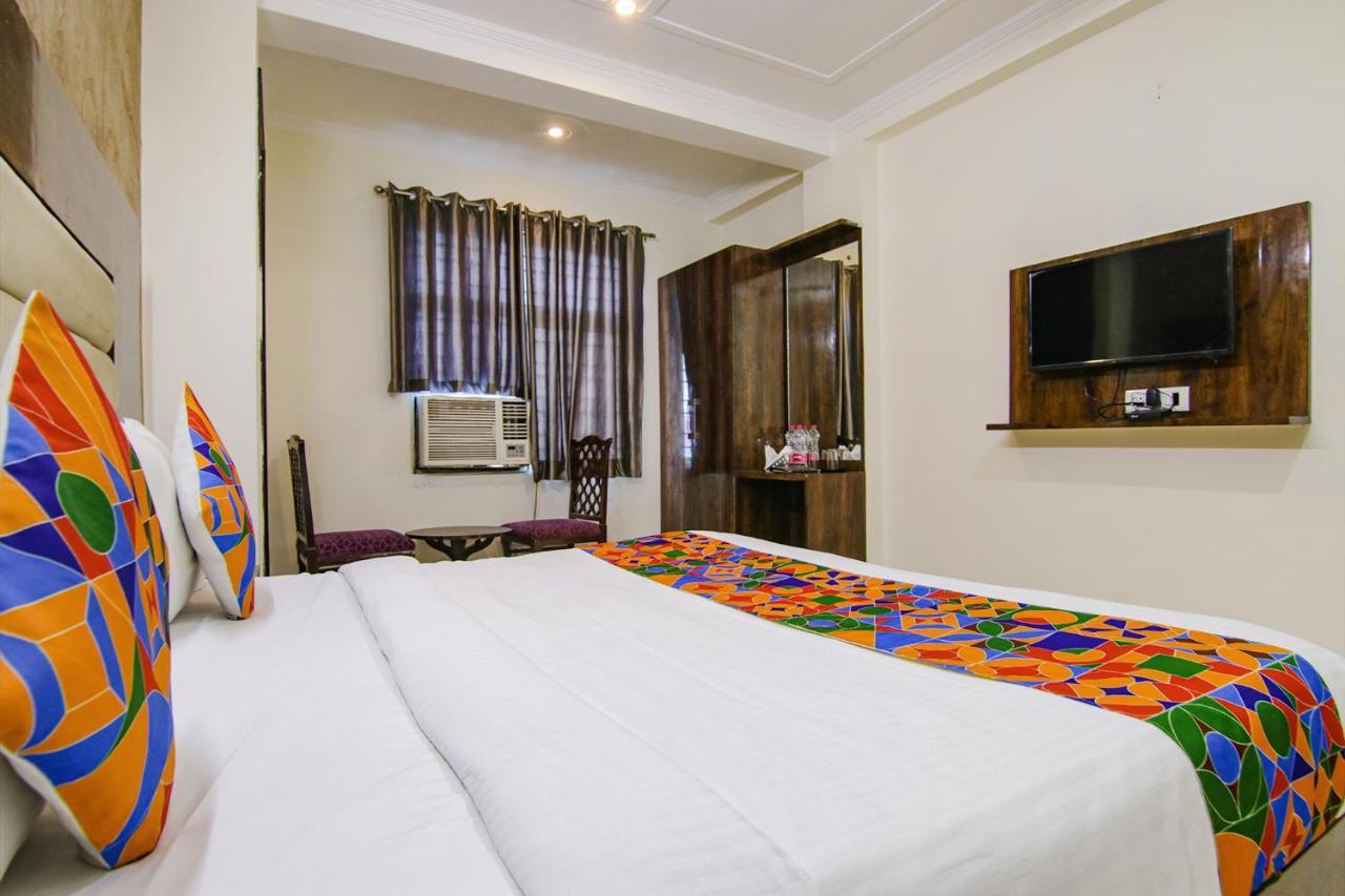 Fabhotel Airport Avalon Near Igi Airport New Delhi Exteriör bild