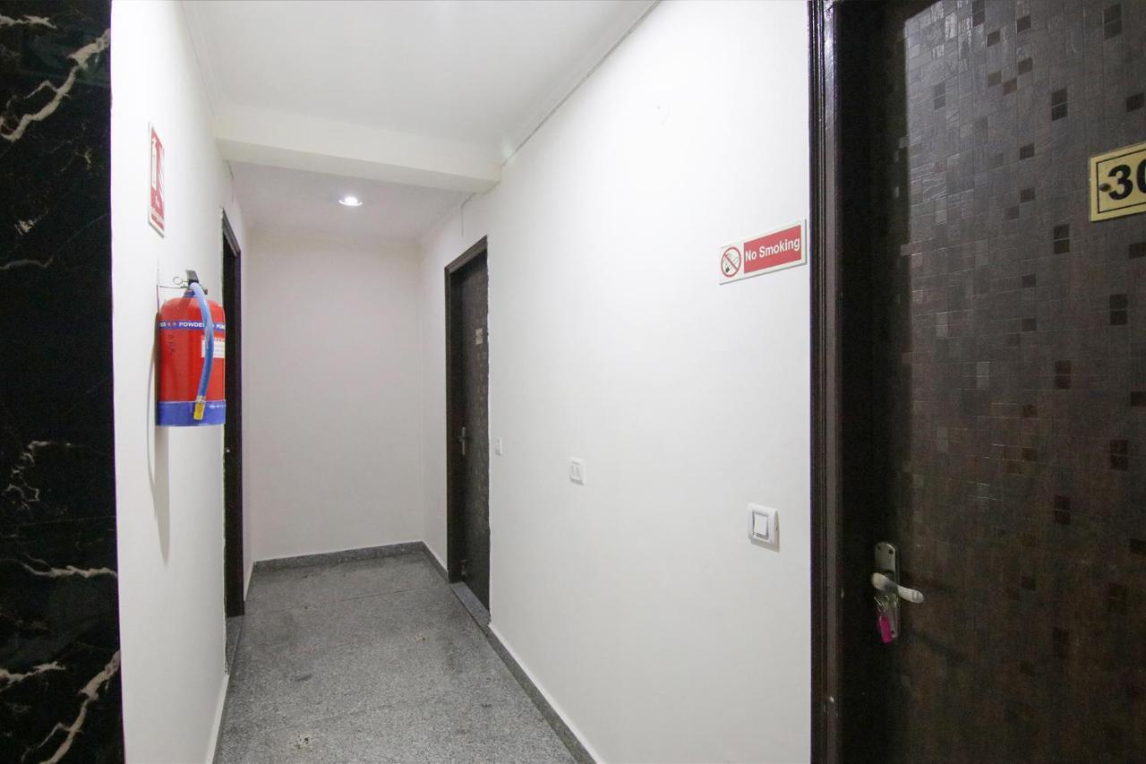 Fabhotel Airport Avalon Near Igi Airport New Delhi Exteriör bild