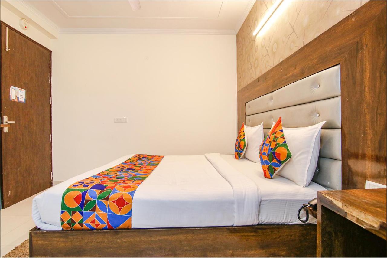 Fabhotel Airport Avalon Near Igi Airport New Delhi Exteriör bild