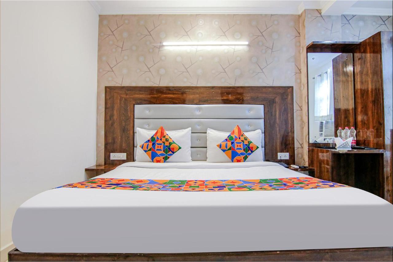 Fabhotel Airport Avalon Near Igi Airport New Delhi Exteriör bild